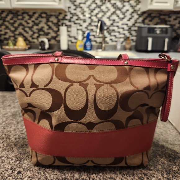 Coach Signature Brown and Pink Tote Bag - Picture 5 of 17